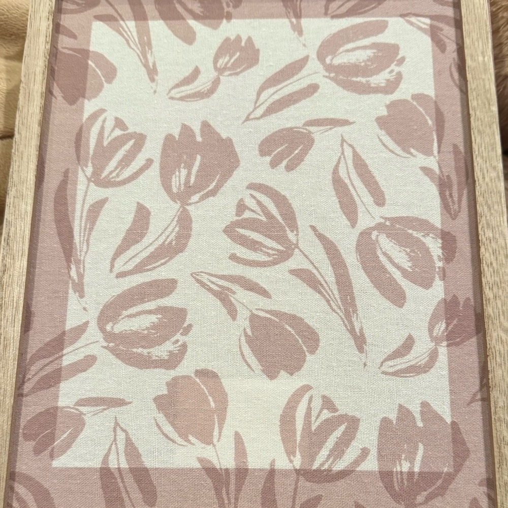 Set of 6, 5 by 7 Floral Wall Art in Cream